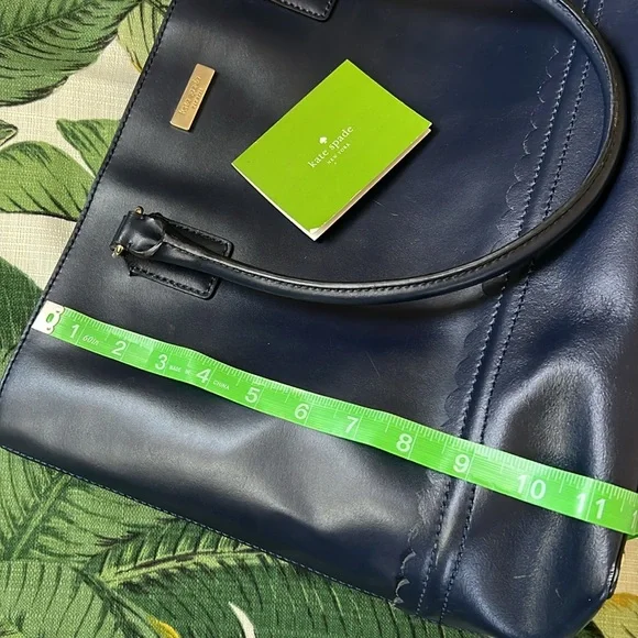 Kate Spade • Navy Scallop Leather Tote w/ Bow Interior - Picture 11 of 12